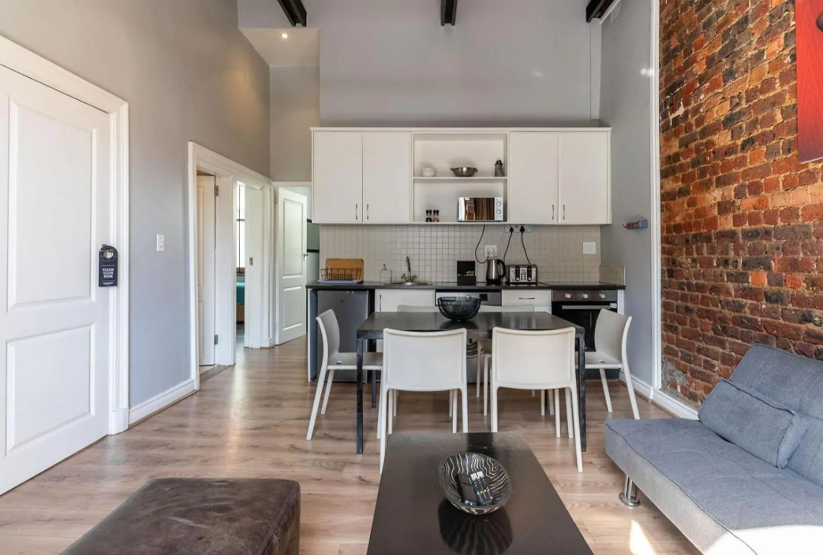Long Street Self Catering Apartments Cape Town