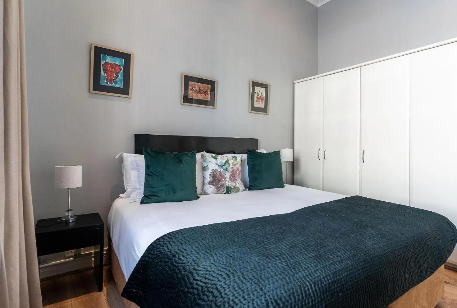 Long Street Self Catering Apartments Cape Town